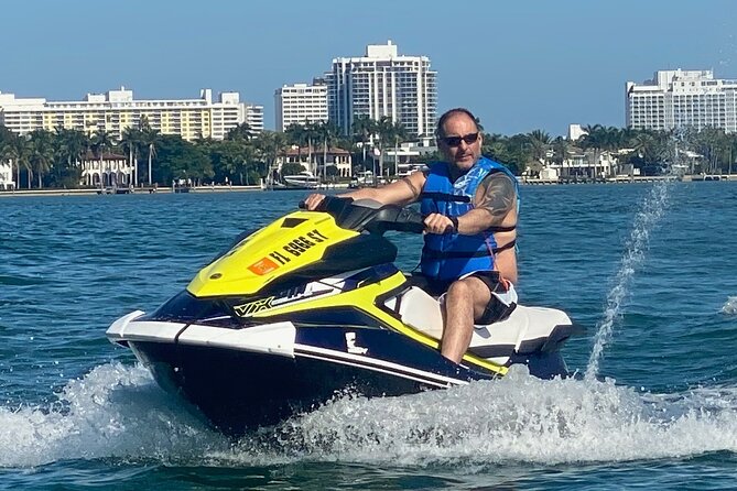 South Beach Jet Ski Rental departs Bayside Marketplace - Pontoon ride: why that transfer actually matters