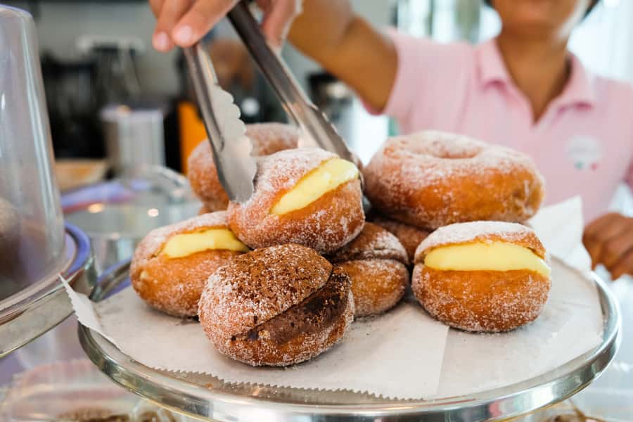 South Beach Sweets Tour: Donuts, Pastelitos, and Patisseries - Who should book this donut walk, and who should skip it
