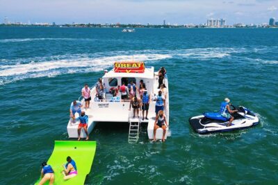 The Ultimate Water Experience in Miami with Drinks and Jet Skis - Jet Ski Rules: License, Ages, and Weight Limits