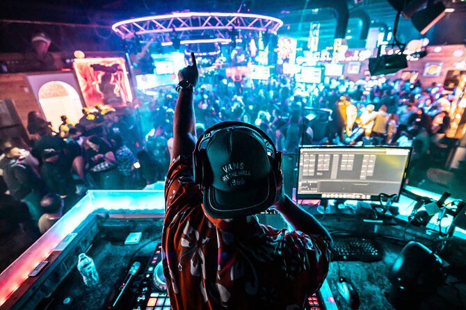 Ultimate South Beach Bar Crawl in Miami - Timing and Pacing: Staying Comfortable in a 4-Hour Night