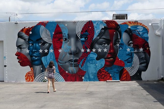Visit Miami in French - Miami Design District: Modern Shopping Streets With Calm Energy
