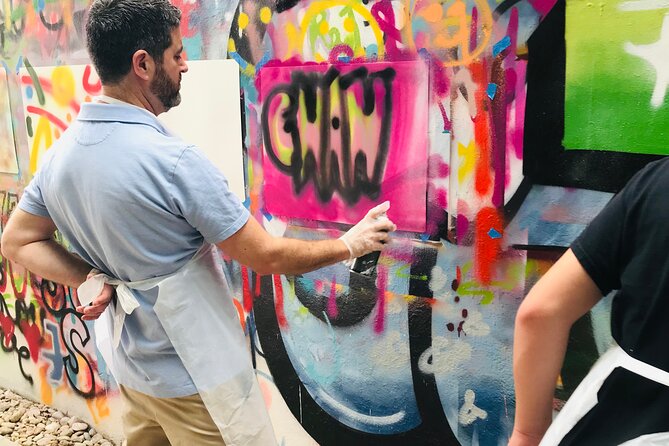 Wynwood Graffiti Experience - Next level skills: drop shadows, backgrounds, patterns, and gradients