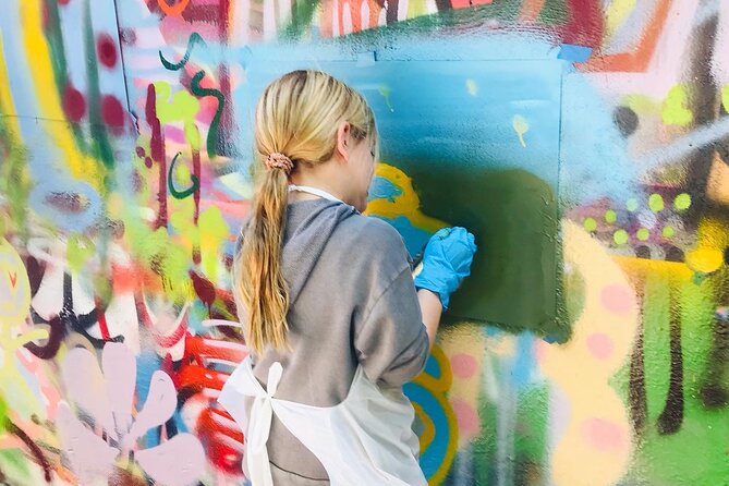 Wynwood Graffiti Experience - Instructors and group size: why it doesn’t feel like a production line