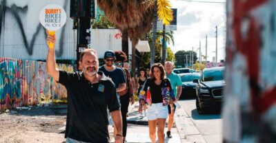 Wynwood Walls Street Art & Neighborhood Walking Tour - Meeting at La Sandwicherie Wynwood: find your guide quickly